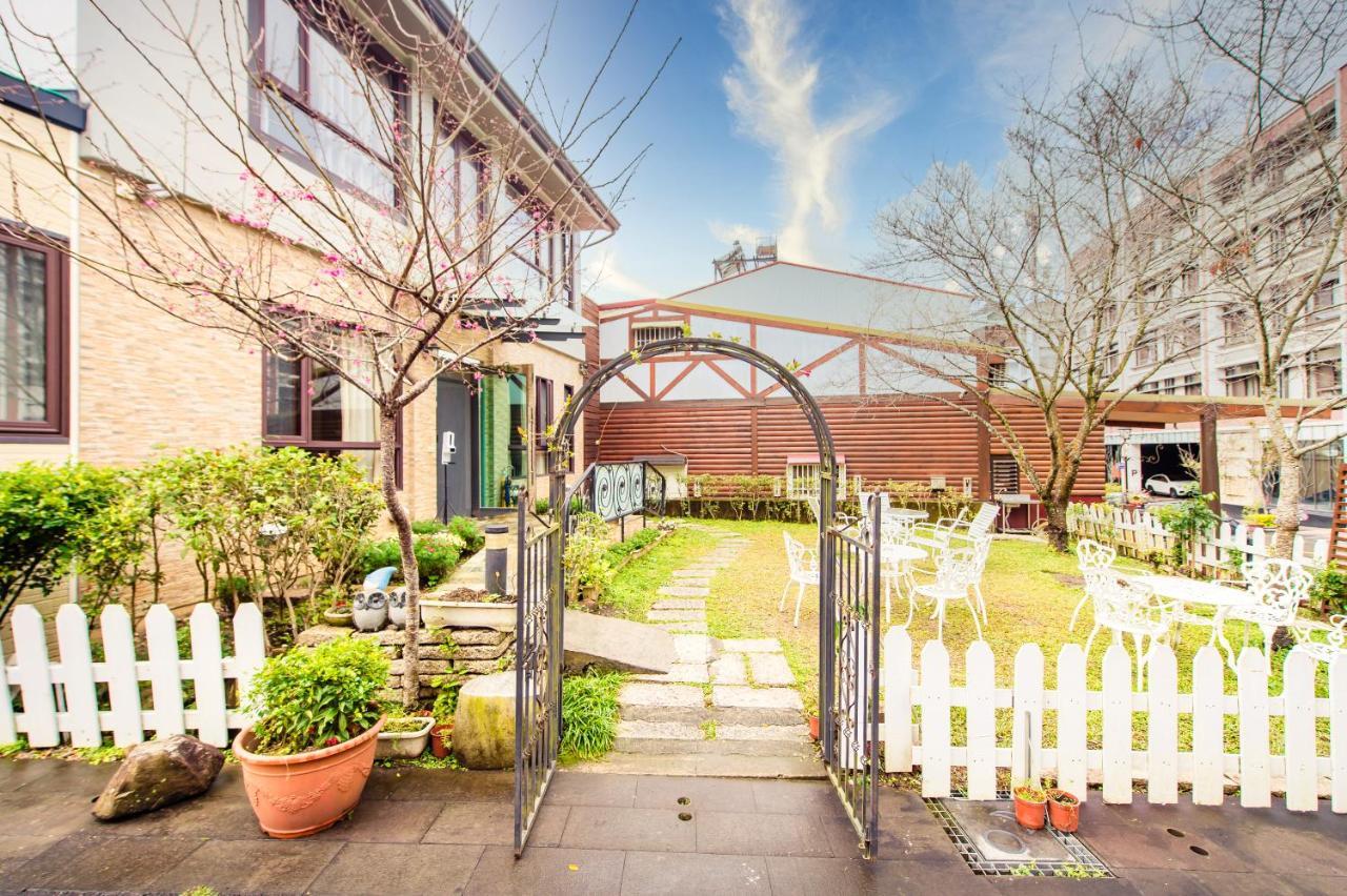 Moonlake B&B Yuchi Bagian luar foto