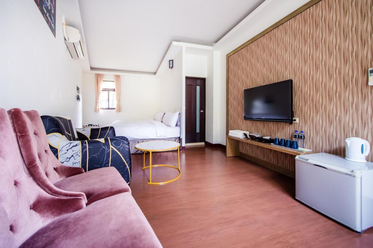 Moonlake B&B Yuchi Bagian luar foto