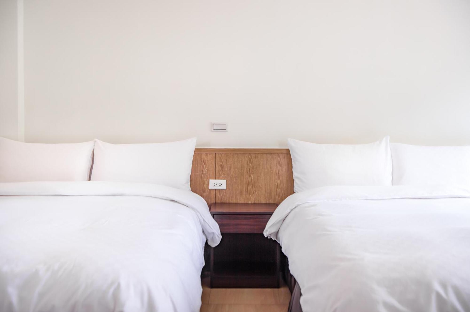 Moonlake B&B Yuchi Ruang foto