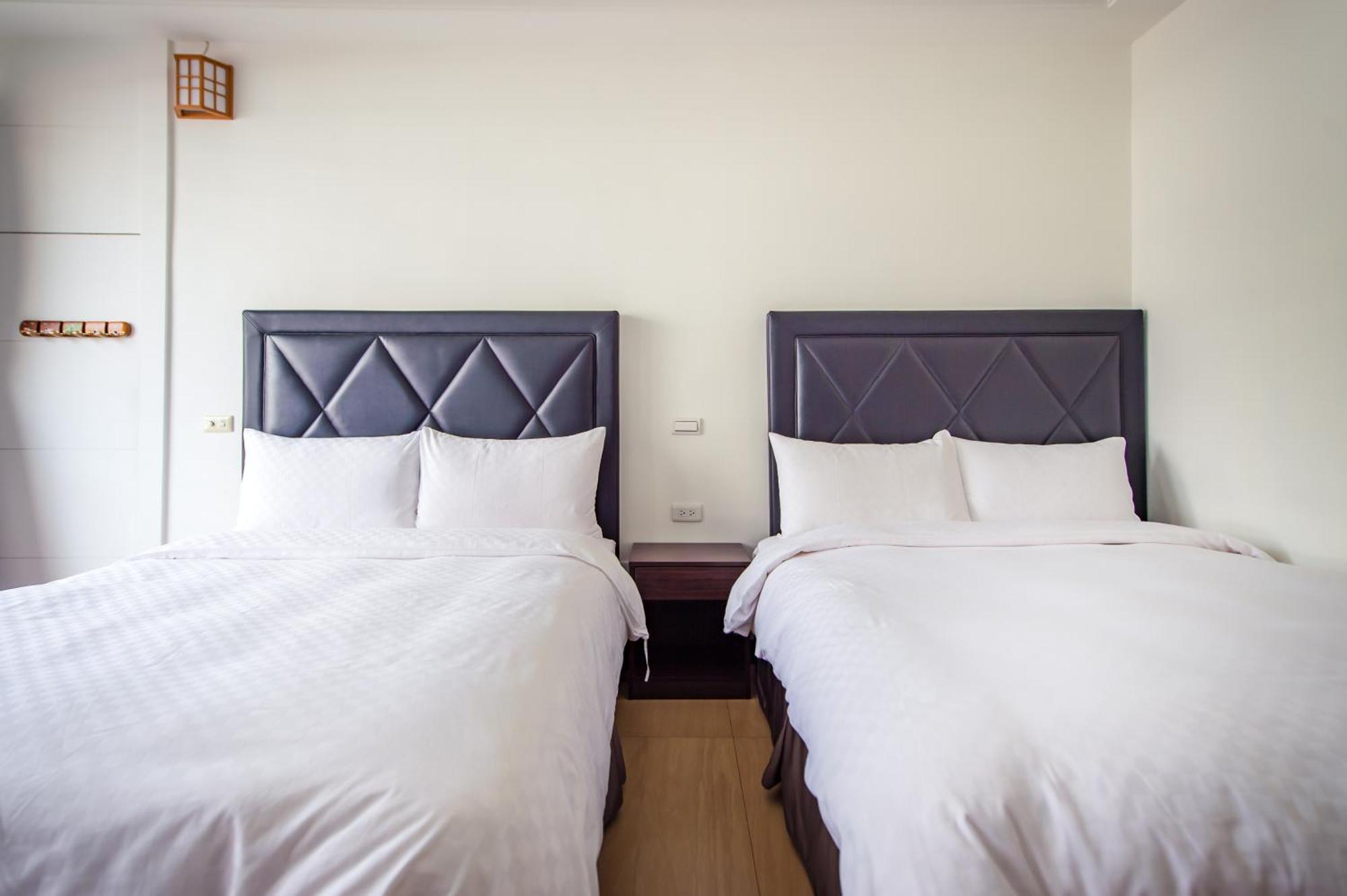 Moonlake B&B Yuchi Ruang foto