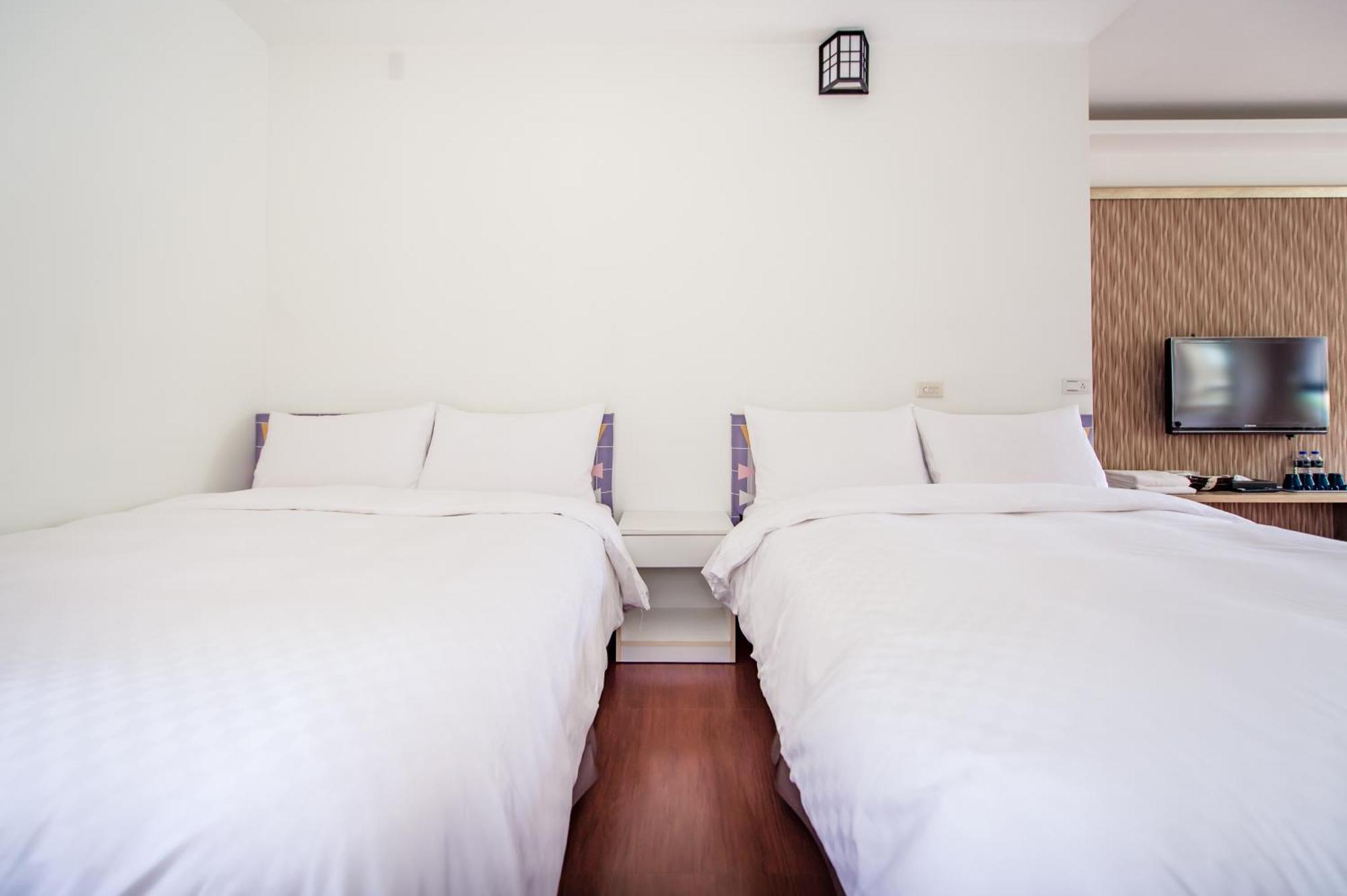 Moonlake B&B Yuchi Ruang foto